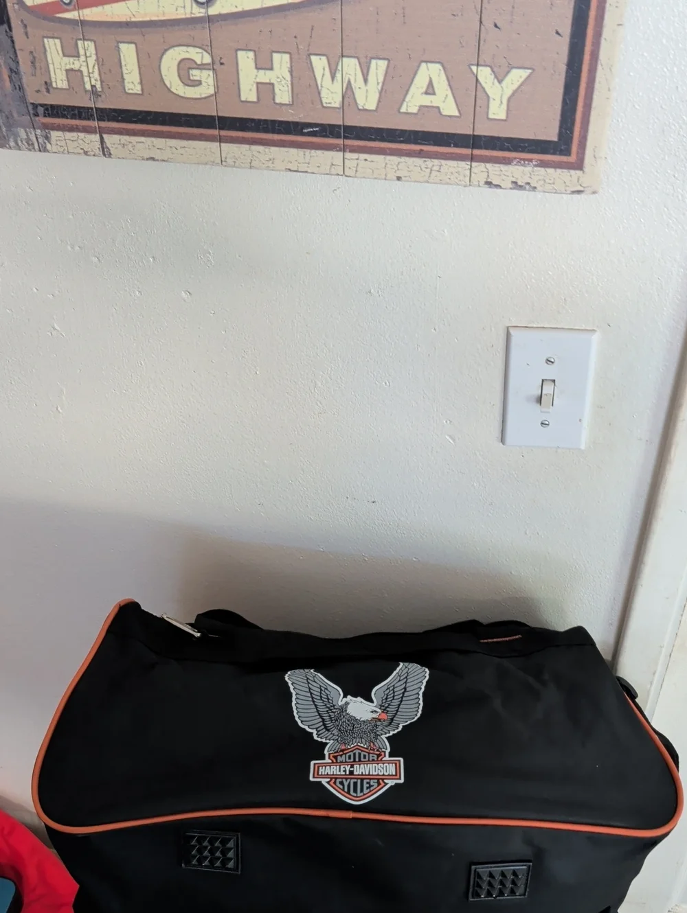 HARLEY DAVIDSON MOTORCYCLES LIGHTWEIGHT LOGO TRAVEL CARRY BAG SIZE MEDIUM